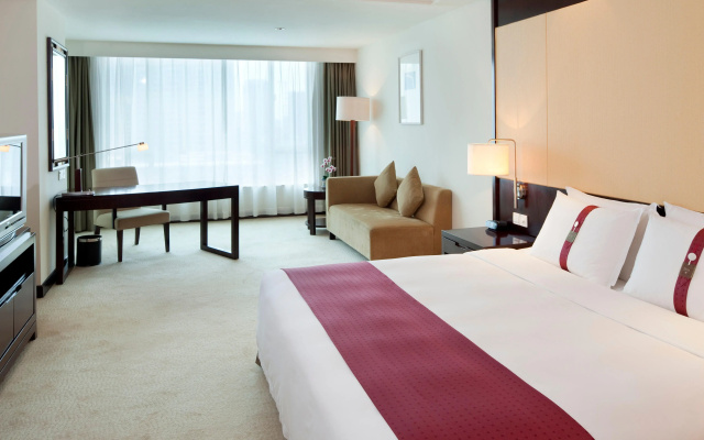 voco Guangzhou Shifu by IHG