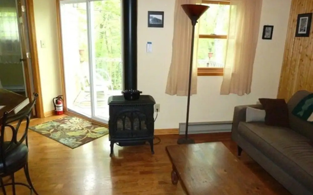A_wild_woods_retreat