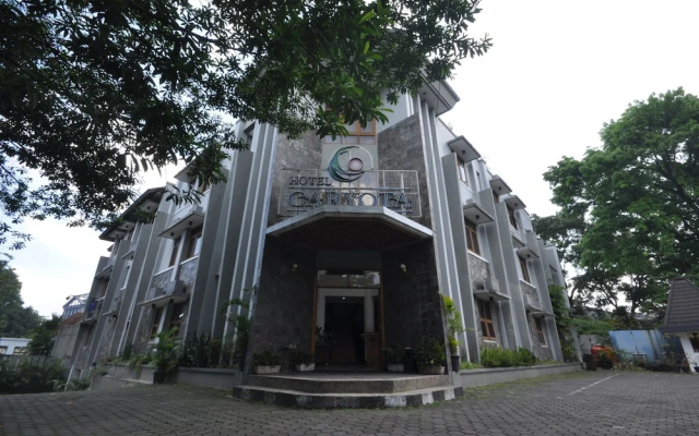 Caryota Hotel