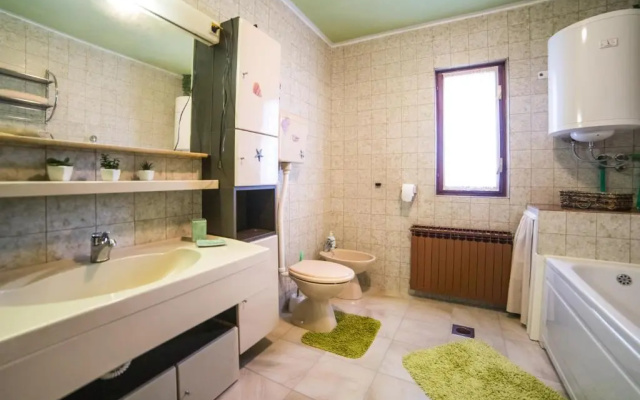 Apartment Mande