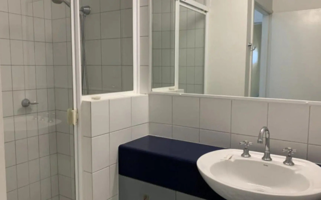 Unit 10 Sea Eagles Apartments