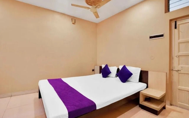 iROOMZ Hotel Anandalok