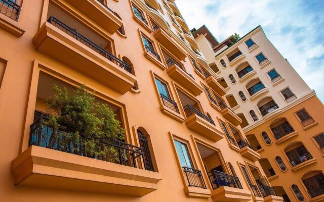 Отель Baan Montida Serviced Residence Бангкок вид на фасад
