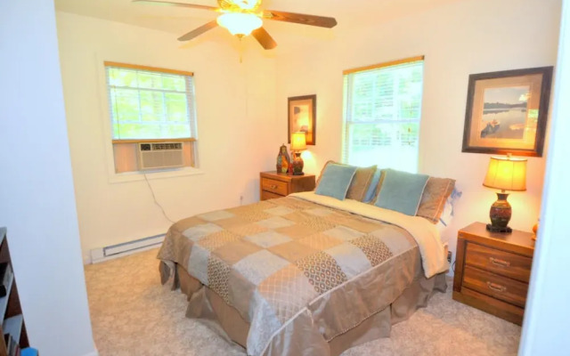 Trails End River Retreat - Riverside
