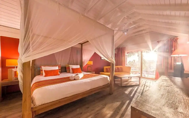 Palm Court Residence & Hotel at Orient Beach