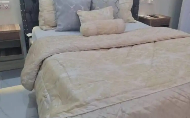 Legacy Homes 1B Apartment
