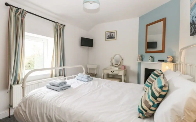 7 Coastal Cottages