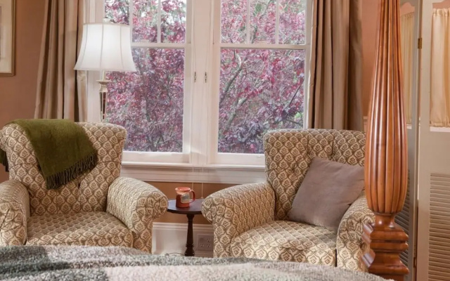 Abbeymoore Manor B&B
