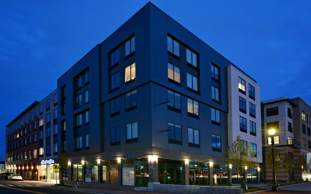 Hampton Inn Salem Boston