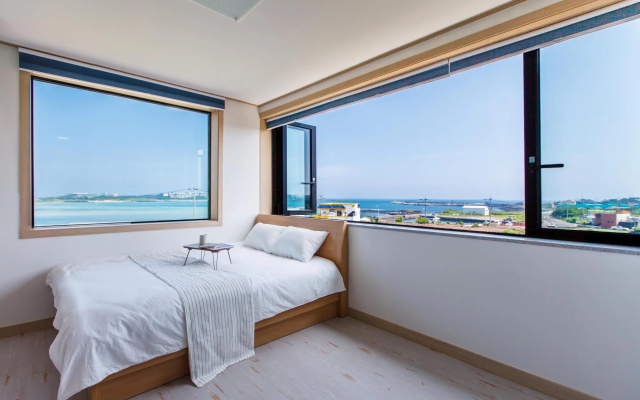 B&Sun pension