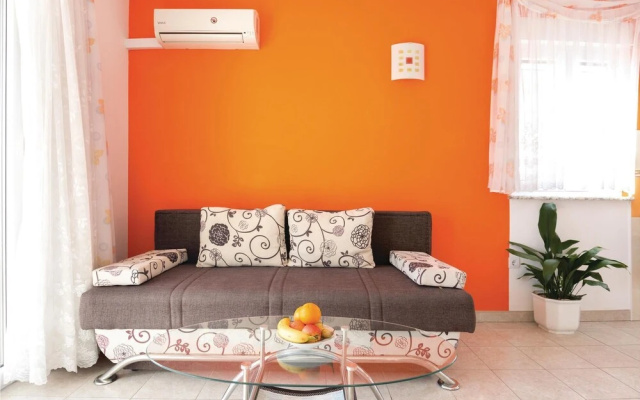 Stunning Home in Makarska With Wifi and 2 Bedrooms
