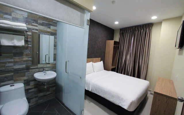 Era Plus Hotel