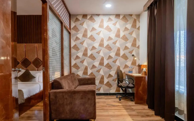 Hotal Paradise Palace Inn (Highway Hotel)