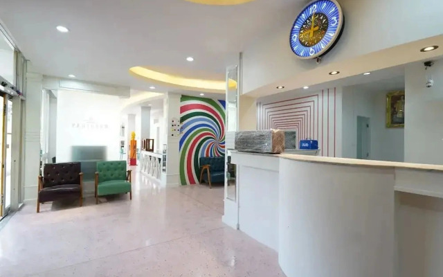 Happy Live Quest Hotel