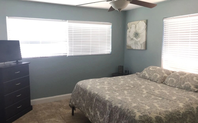 2 Master Suites Pool Home