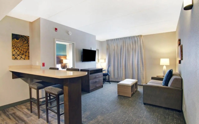 Staybridge Suites Toronto - Vaughan South by IHG