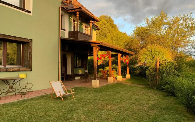 Szejke Villa