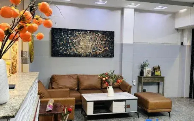 Linh Ngoc Chau Hotel