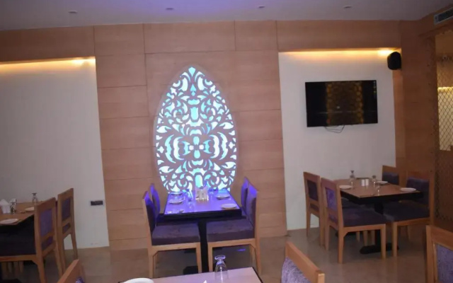 Hotel Amar Heights