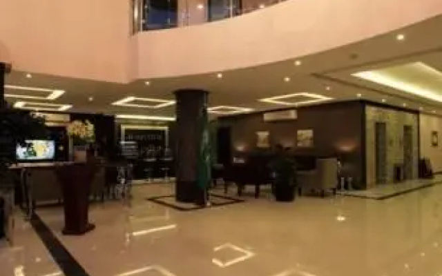 Wonder Plaza Suites