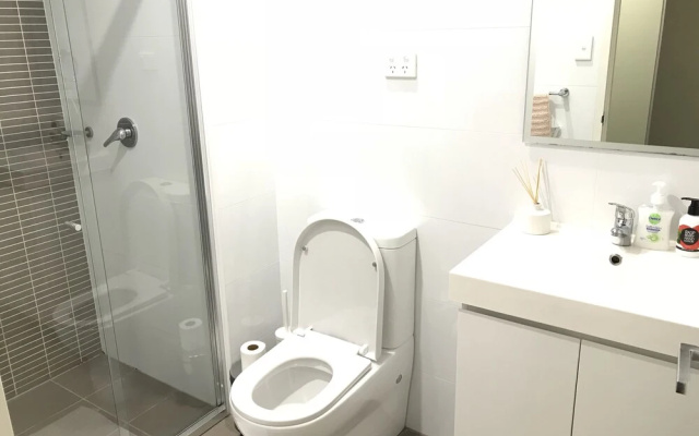 Chic & Cosy Apartment near Airport and CBD