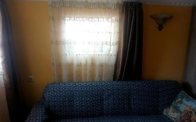 Home in Noneshvili str 1