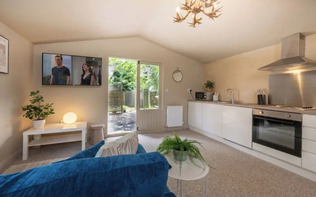 The Hideaway Lower Shockerwick Lodge