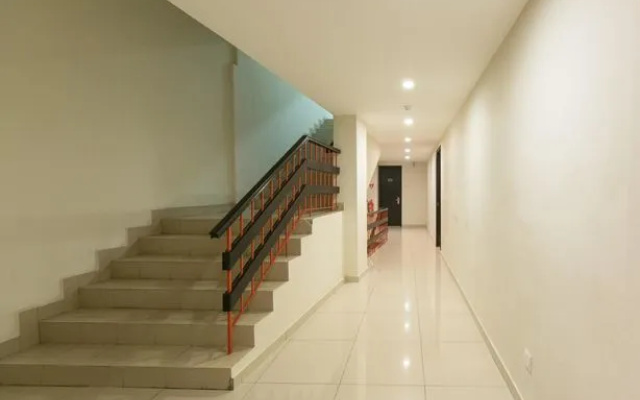 OYO 125 K Hotel