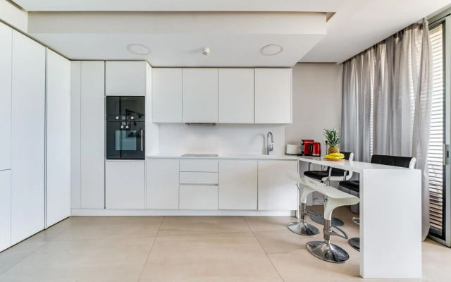 The Edge Apartment