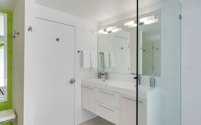 985nvmvi 4 Bedroom Home