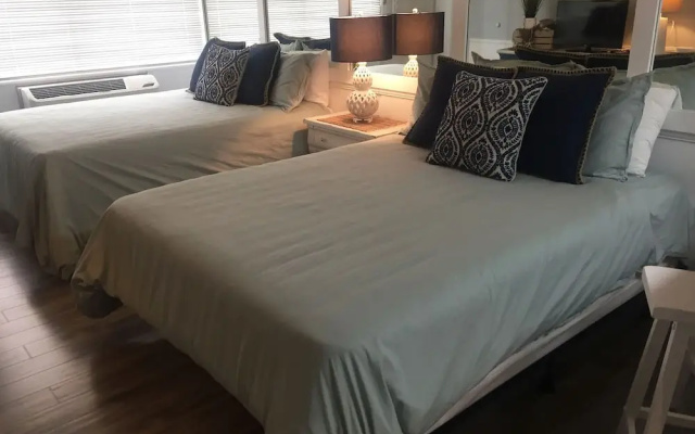 Fontainebleau Terrace by Counts-Oakes Resort Properties