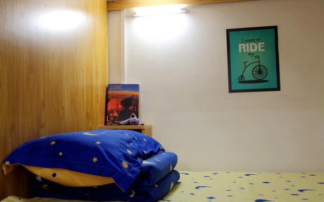 Xizi International Youth Hostel (Chaoyang Plaza Xiguan Night Market)