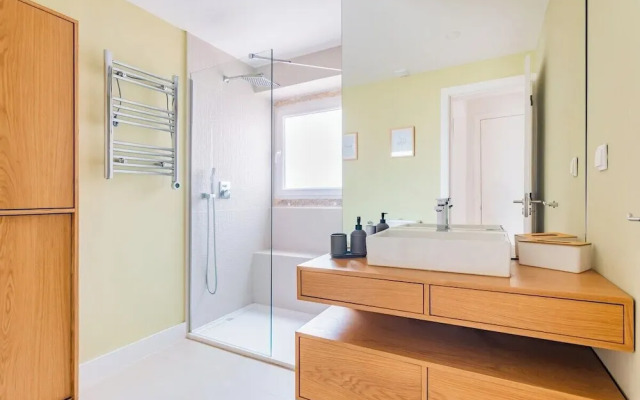 2BR Chic&Bright com 120m2 em Campo de Ourique