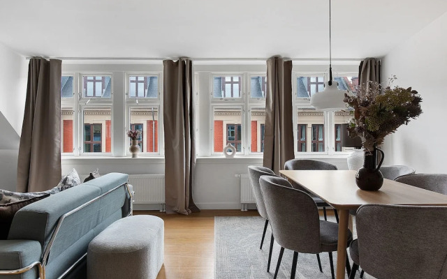 Leaves 4 - Precious 2-bdr Apt in Central Copenhagen
