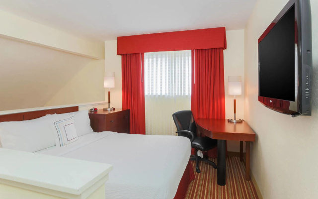 Sonesta ES Suites Cincinnati - Sharonville West