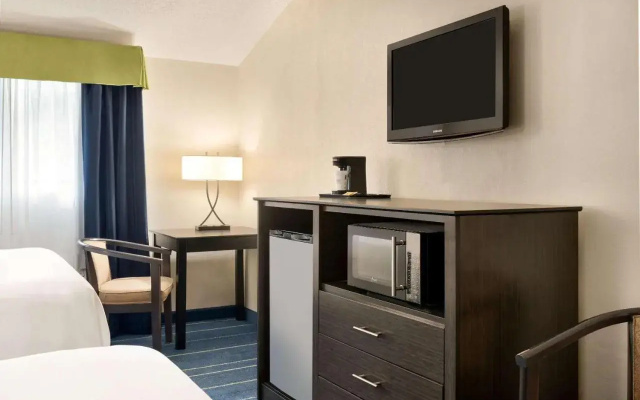 Days Inn Tamworth