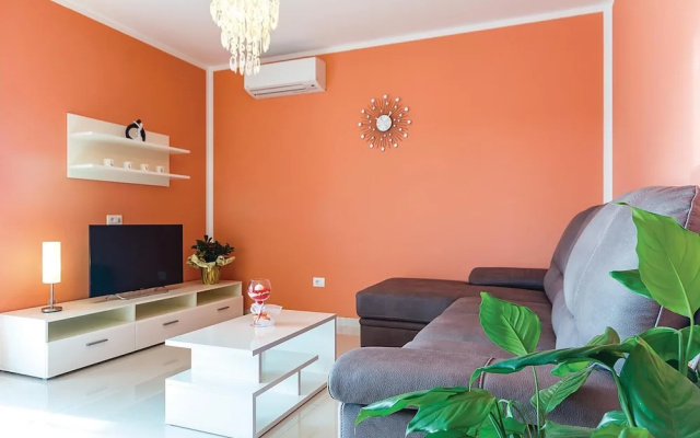 Awesome Home in Skatari With Wifi and 2 Bedrooms
