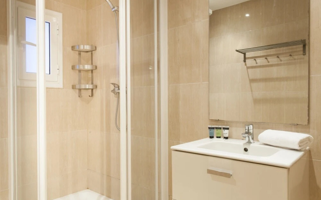 AB Passeig de Gràcia Pelai Apartment
