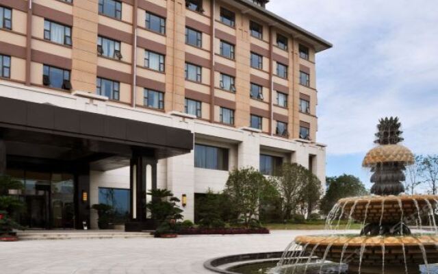 Oriental Hotel вид на фасад