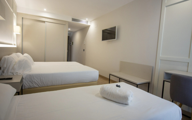 Playa de Foz Hotel & Spa by gaiarooms