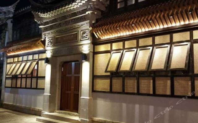 Отель Jiushu Xi'an Inn вид на фасад