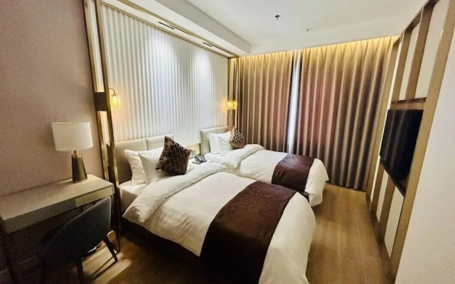 UMA Hotel and Residences