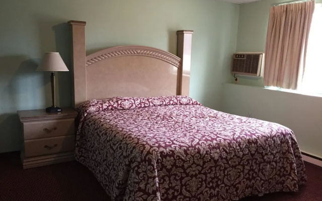 Iron Horse Inn