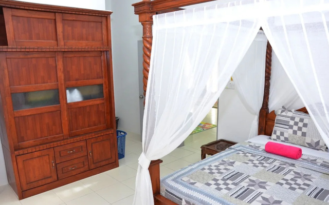 Nur Banglo Homestay Port Dickson