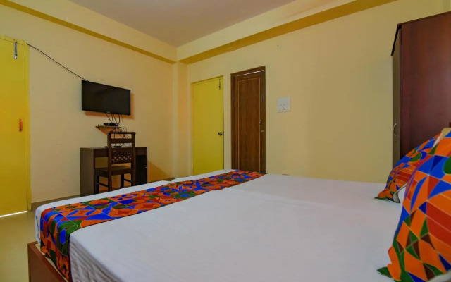 FabHotel Lake Place