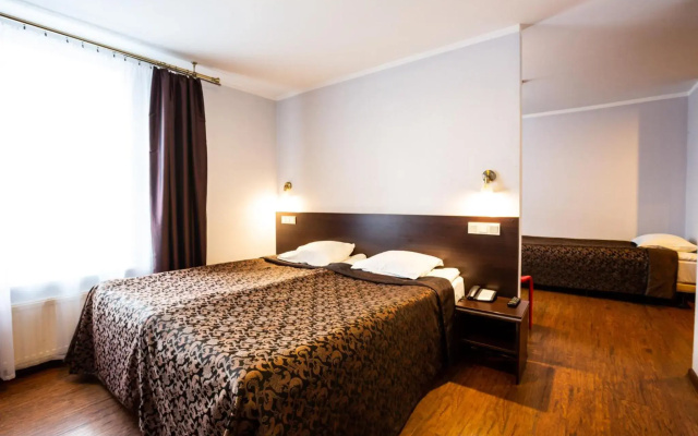 Primo Hotel