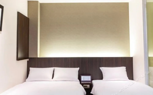 Floral Hotel - Nihonbashi Osaka