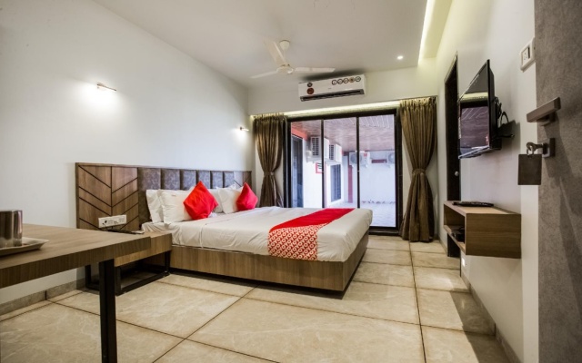 Hotel Gurukrupa Residency by OYO Rooms