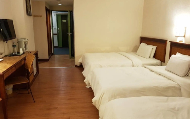 Huya Hotel