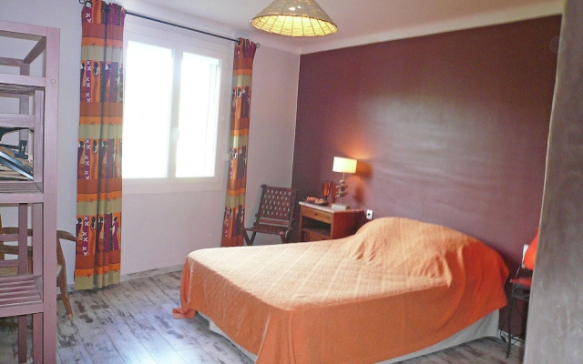 Holiday Home Talairan With Pool and BBQ